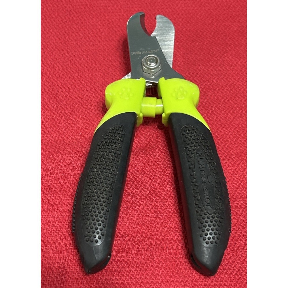 FURminator‎ Dog Nail Clippers - Great Condition & Sanitized Ready to Use
